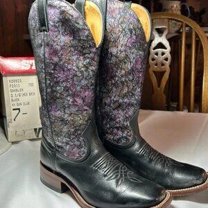 BOULET boots, ladies 7.5C. Black with metallic purples/pink tops! 👀ie 👀ie!🤩